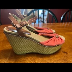Like New Coral Espadrille Wedges size 6.5 from Via Neroli. Super cute!